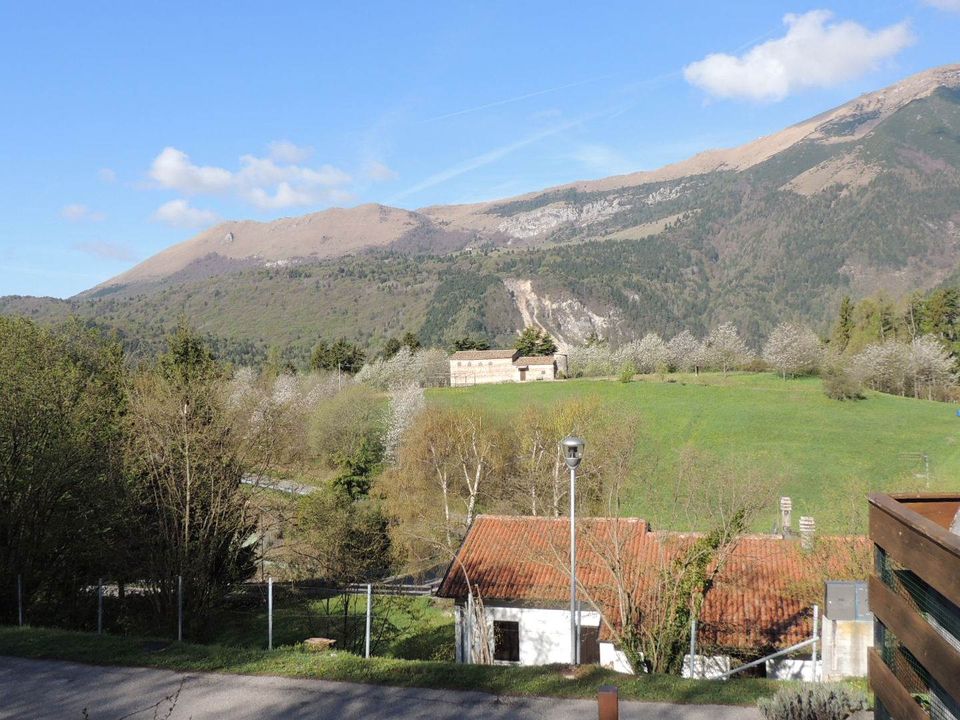 Apartamento en Ferrara di Monte Baldo, Verona - foto 4