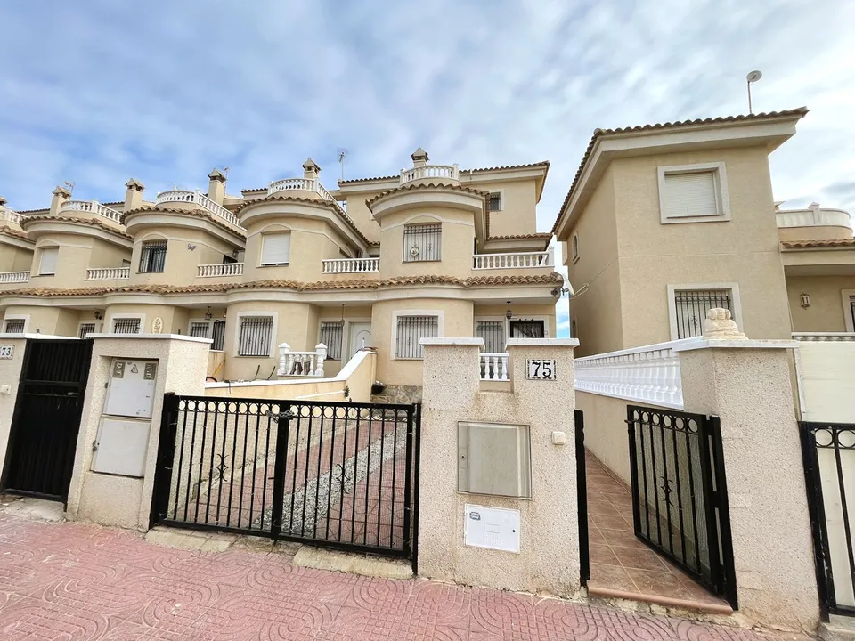 Stadthaus in Ciudad Quesada, Alicante - Foto 1