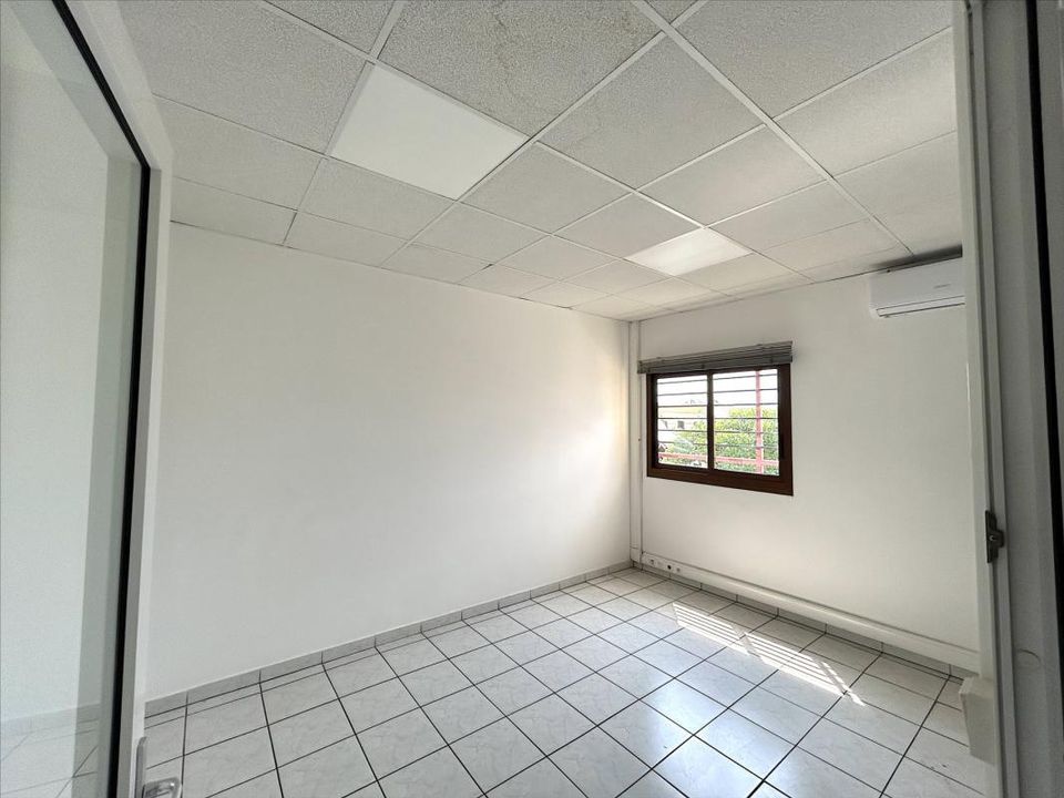 L'establiment comercial a Le Port, La Reunion - foto 5