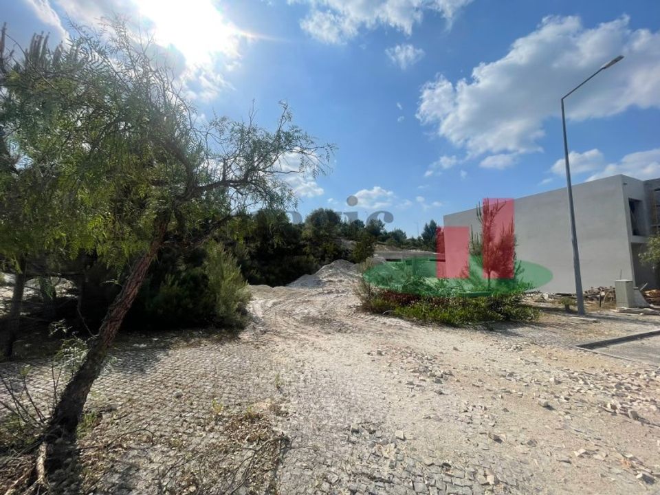 Helårsgrund i Rio Maior, Santarem - foto 1