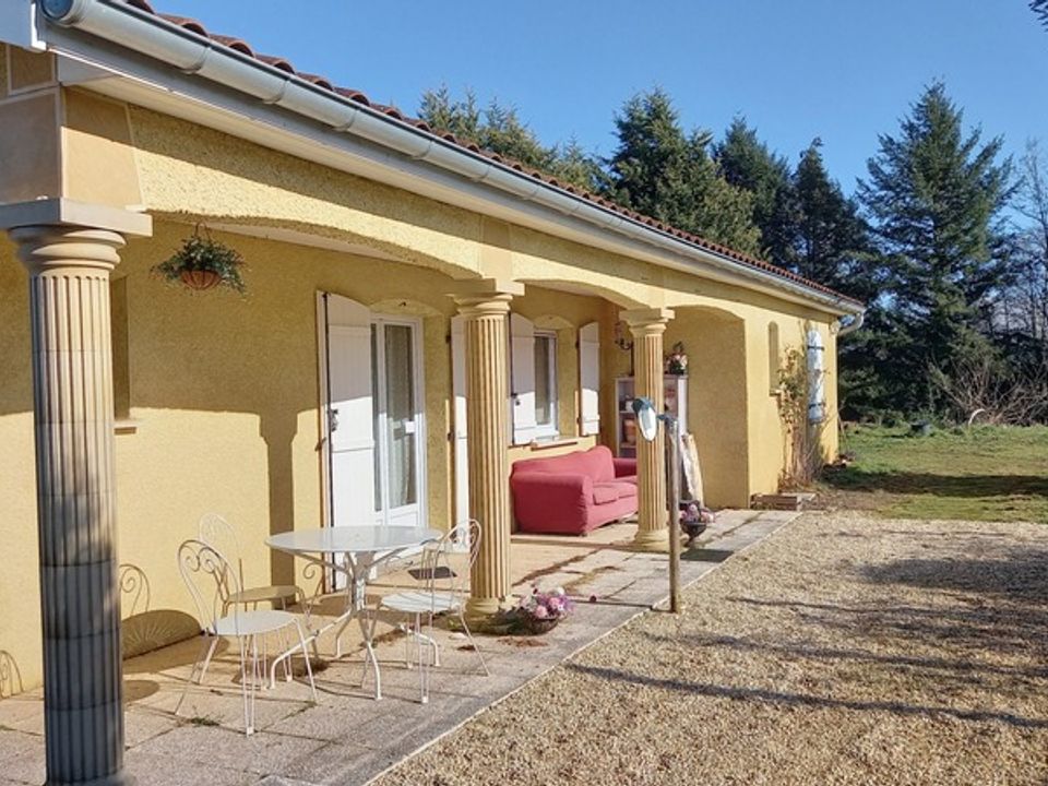 Villa i Charlieu, Loire - foto 1