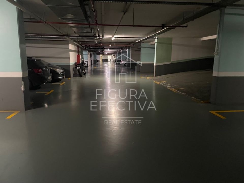 Parkeringsplads i Se, Madeira - foto 5