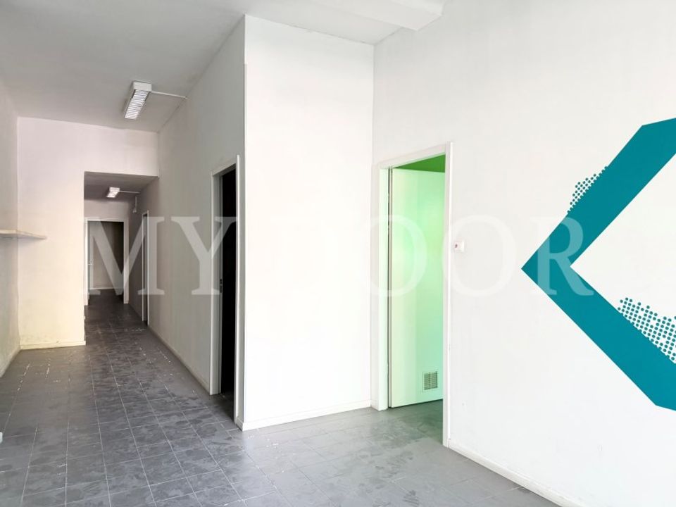 L'establiment comercial a Moscavide, Lisbon - foto 1