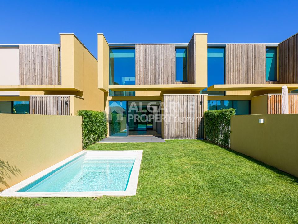 Villa i Quarteira, Faro - foto 1