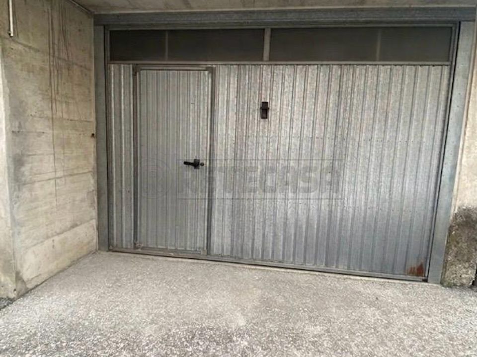 Garage i Barbarano Mossano, Vicenza - foto 1