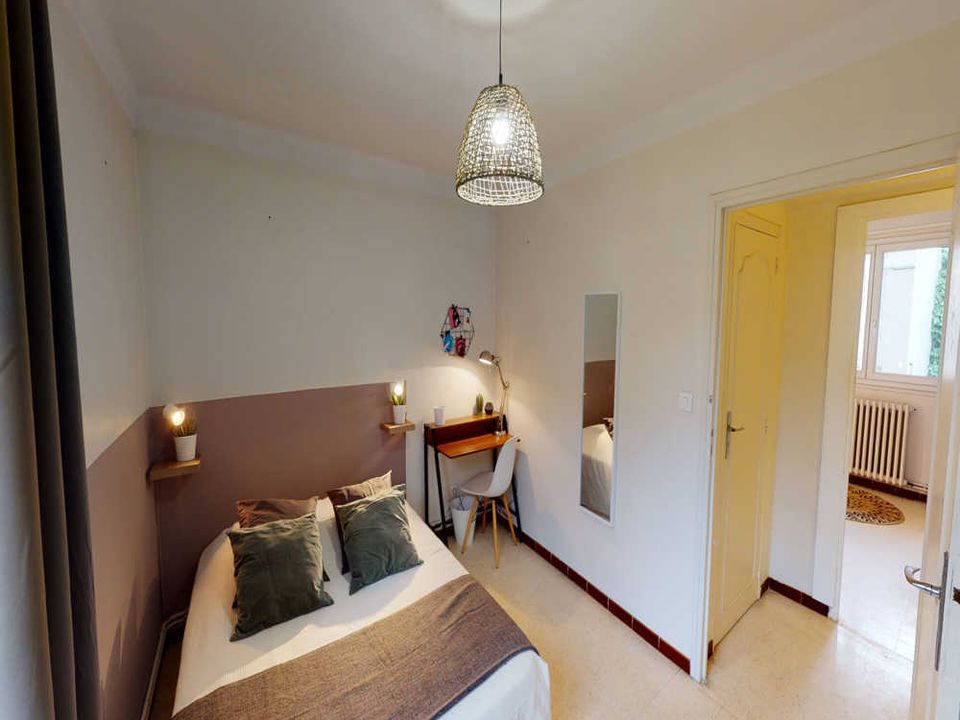Apartment in Montpellier, Herault - photo 2