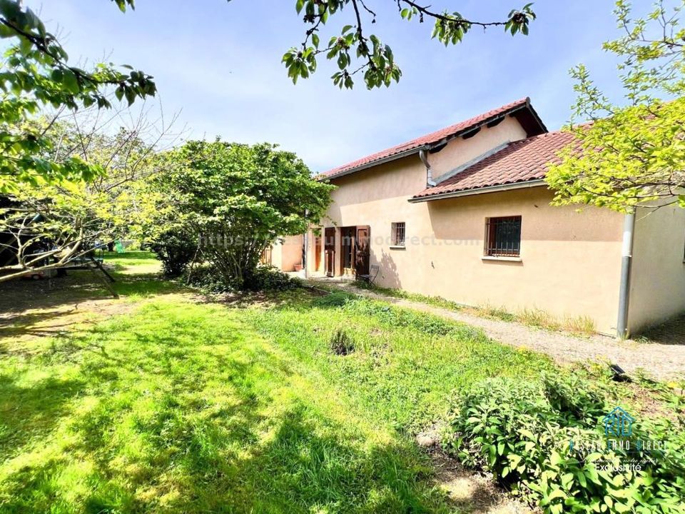 Villa i Saint-Simeon-de-Bressieux, Isere - foto 1