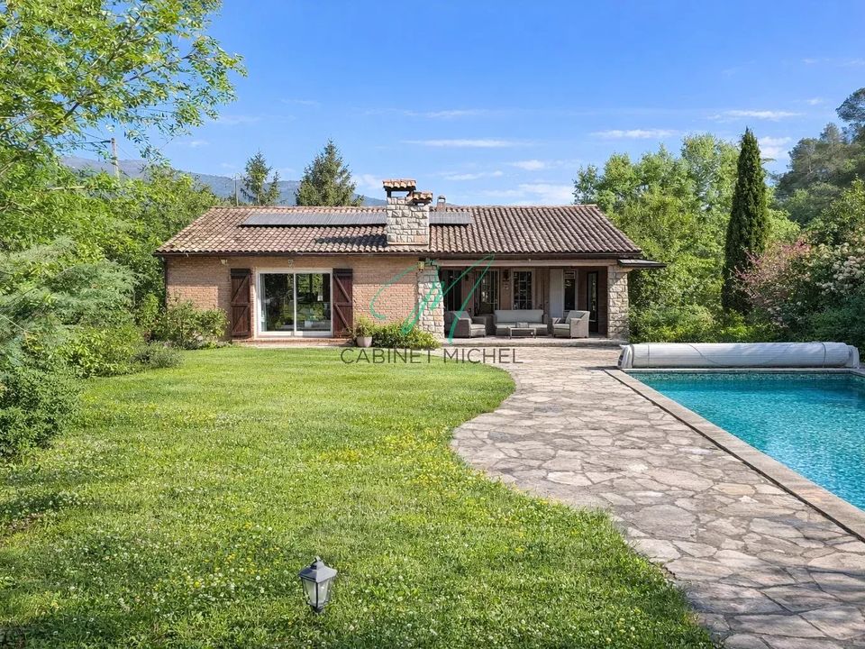 Villa i Roquefort-les-Pins, Alpes-Maritimes - foto 1