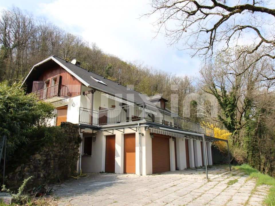 Landejendom i La Chapelle-du-Mont-du-Chat, Savoie - foto 2