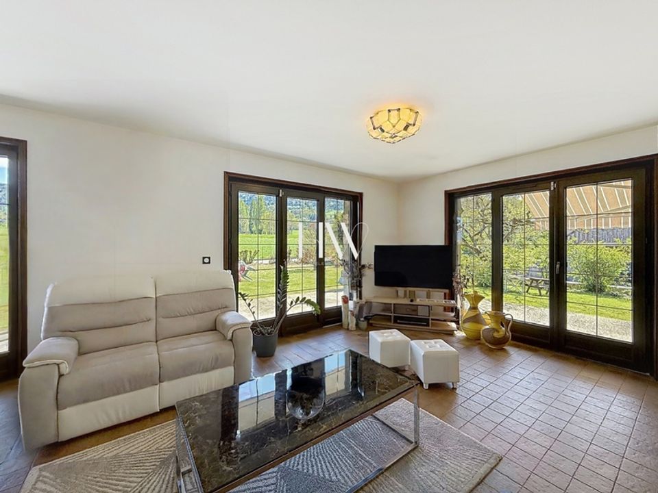 Villa i Bons-en-Chablais, Haute-Savoie - foto 3