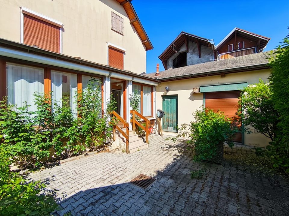 Villa i Perrignier, Haute-Savoie - bilde 1