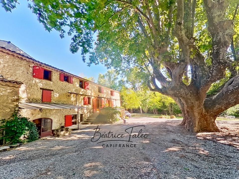 Villa i Forcalquier, Alpes-de-Haute-Provence - foto 1