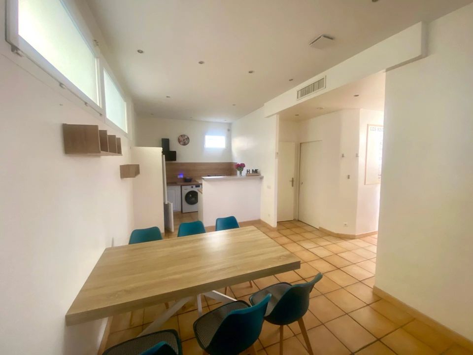 Villa in Nice, Alpes-Maritimes - photo 2