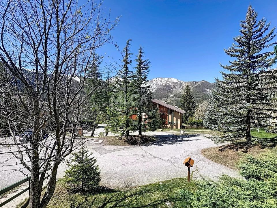 Leilighet i Saint-Étienne-de-Tinée, Alpes-Maritimes - bilde 1