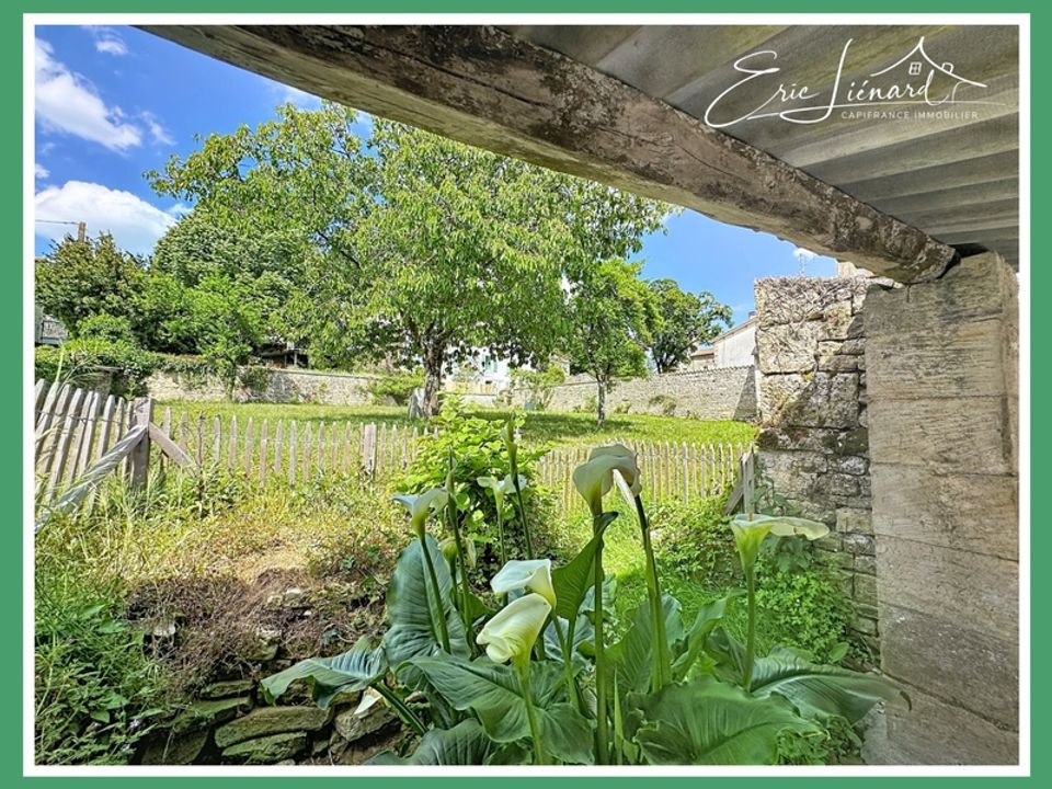 Landsbyhus i Pamproux, Deux-Sevres - foto 1