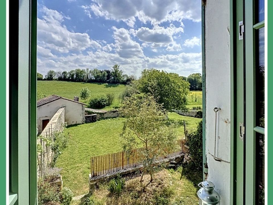 Landsbyhus i Pamproux, Deux-Sevres - foto 4