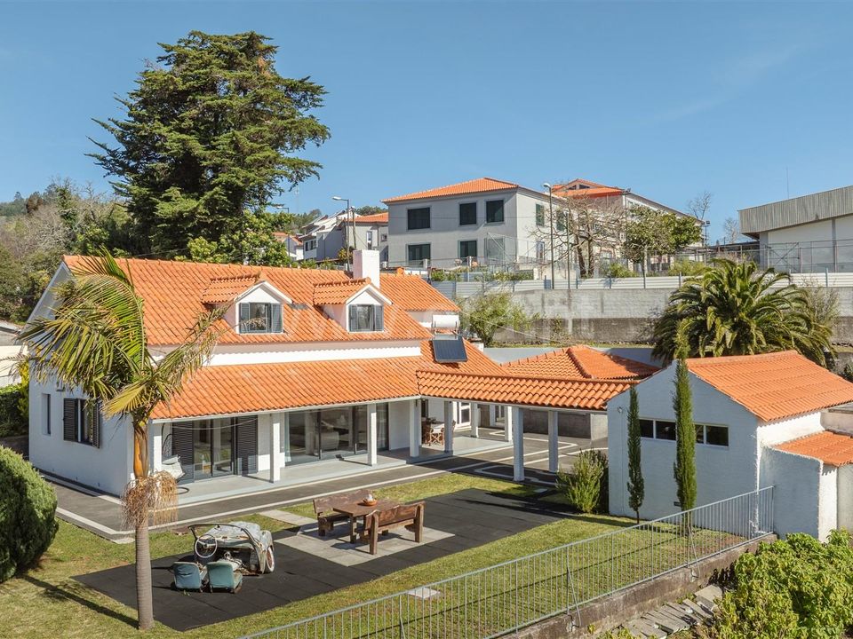 Villa i Santa Cruz, Madeira - foto 1