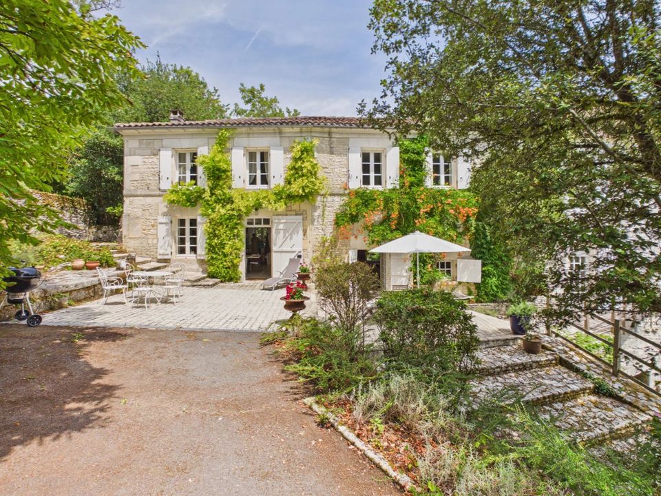 Villa in Cognac, Charente - foto 3