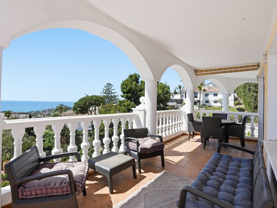 Villa i Benalmadena, Malaga - foto 2