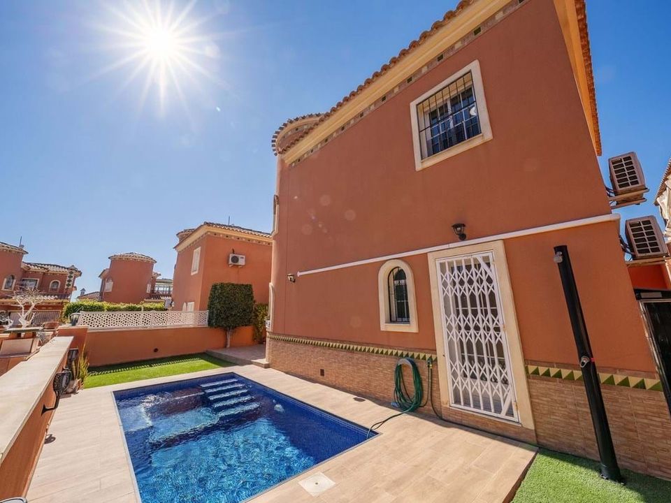 Villa i Orihuela Costa, Alicante - foto 2