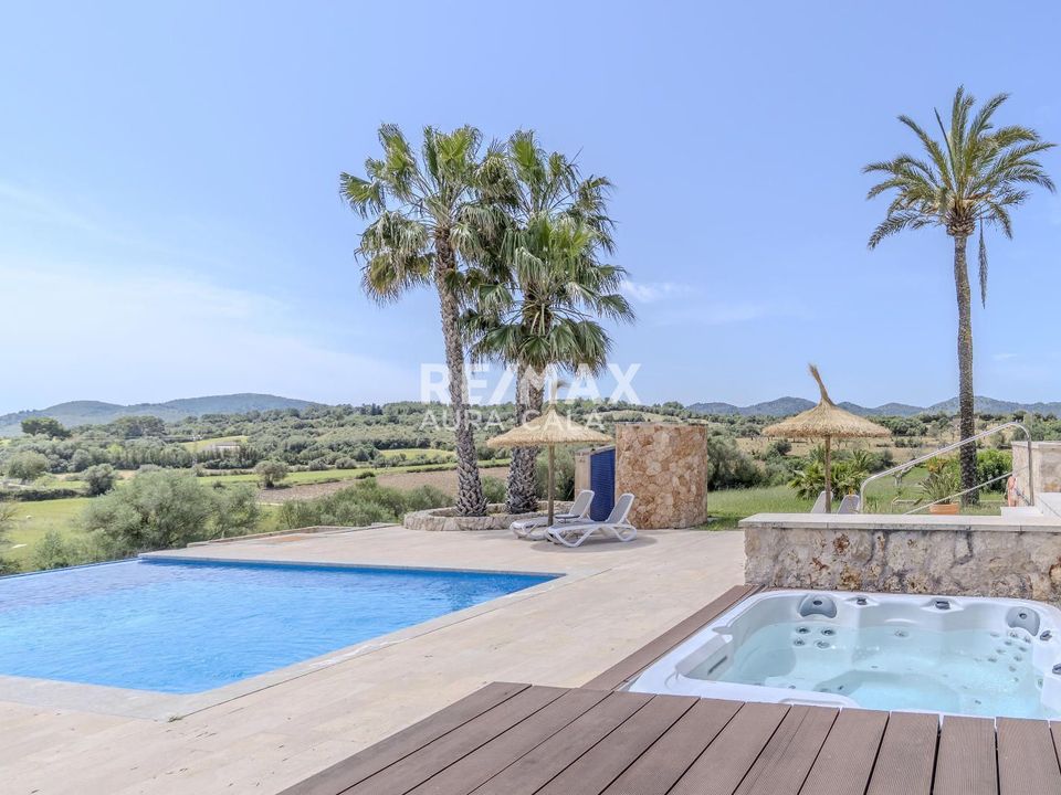 Villa in Port De Manacor, Mallorca - foto 1