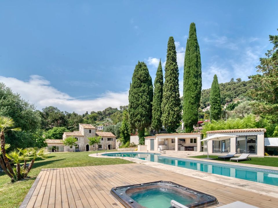 Villa i Saint-Paul-de-Vence, Alpes-Maritimes - foto 1