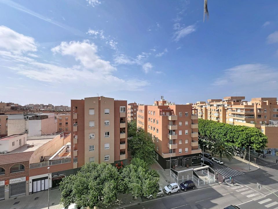 Lejlighed i Almeria, Almeria - foto 3