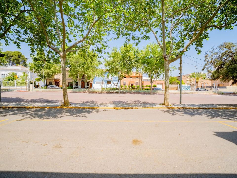 Erhvervsejendom i Betera, Valencia - foto 1