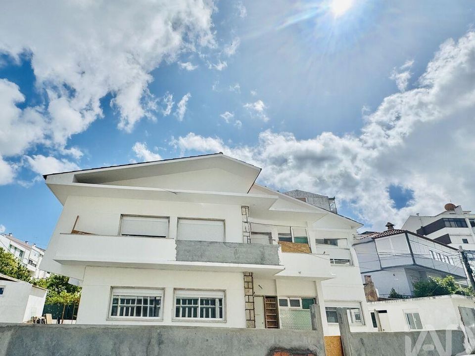 Byhus i Almada, Setubal - foto 1