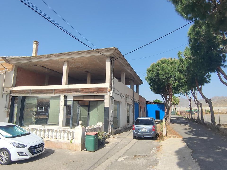Erhvervsejendom i Lorca, Murcia - foto 1