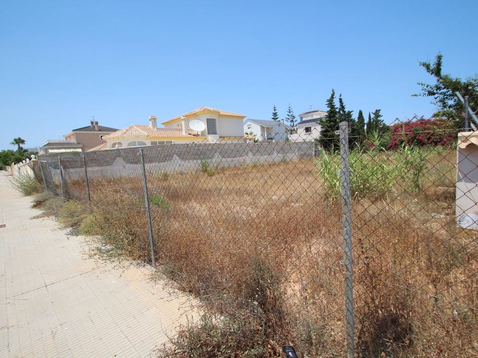 Helårsgrund i La Zenia, Alicante - foto 3