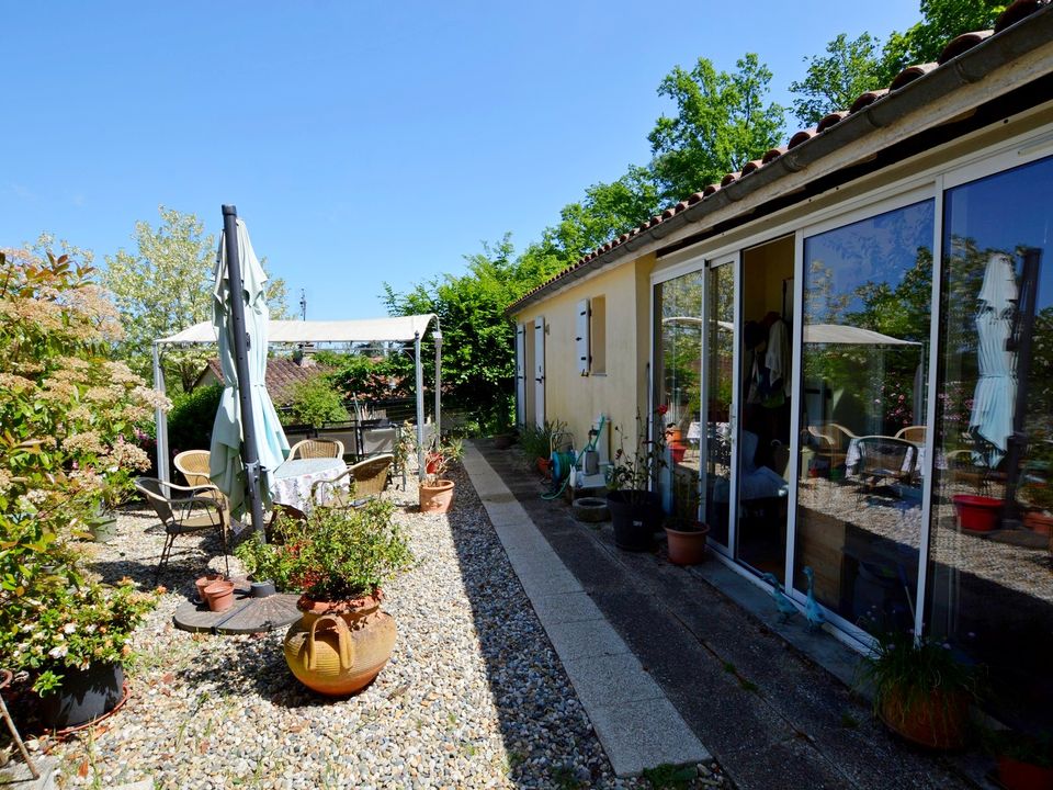 Landejendom i Duras, Lot-et-Garonne - foto 2