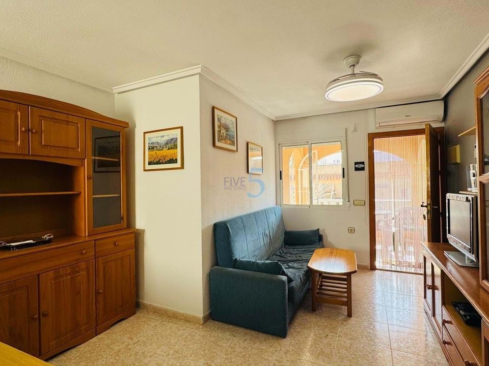 Lejlighed i Los Balcones, Alicante - foto 3