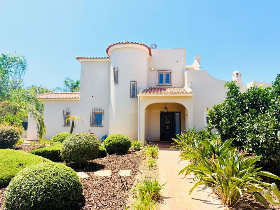 Villa i Almancil, Faro - foto 1