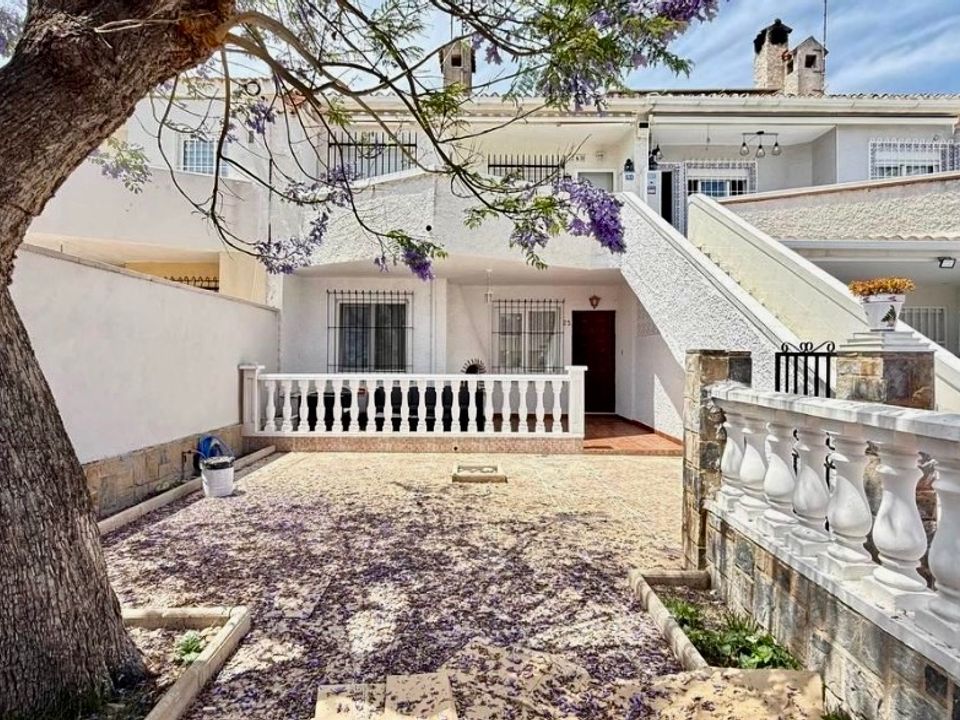Bungalow i Orihuela Costa, Alicante - foto 1