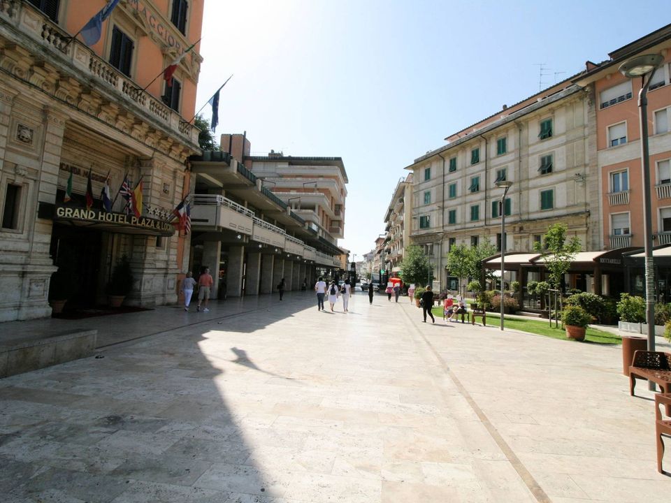 Lejlighed i Montecatini Terme, Pistoia - foto 3