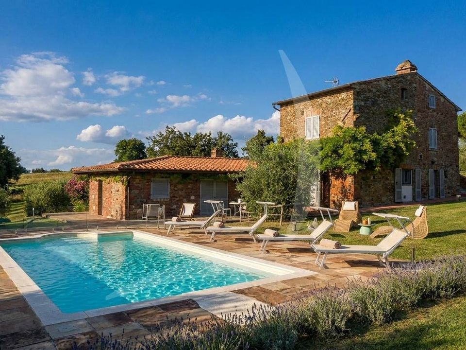 Farm hus i Marciano Della Chiana, Arezzo - foto 1