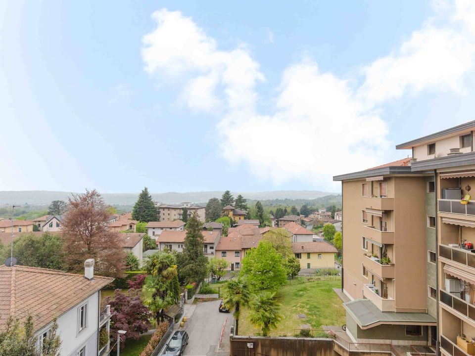 Lejlighed i Varese, Varese - foto 1