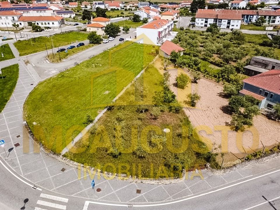 Helårsgrund i Almeida, Guarda - foto 3