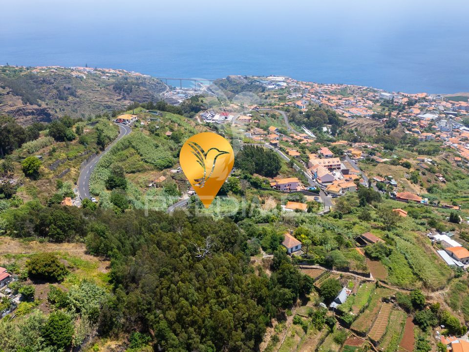 Helårsgrund i Santa Cruz, Madeira - foto 1