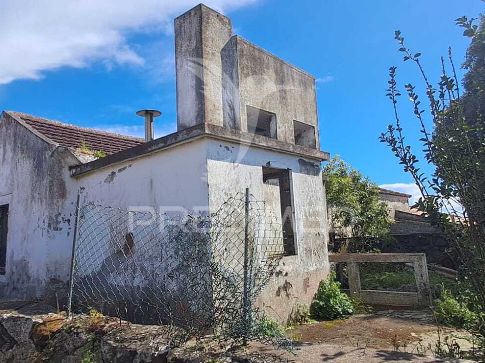 Byhus i Angra do Heroismo, Terceira - foto 2