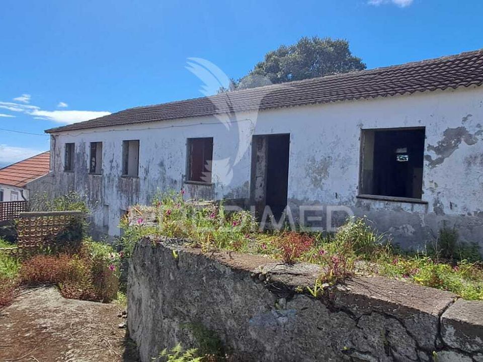 Byhus i Angra do Heroismo, Terceira - foto 3