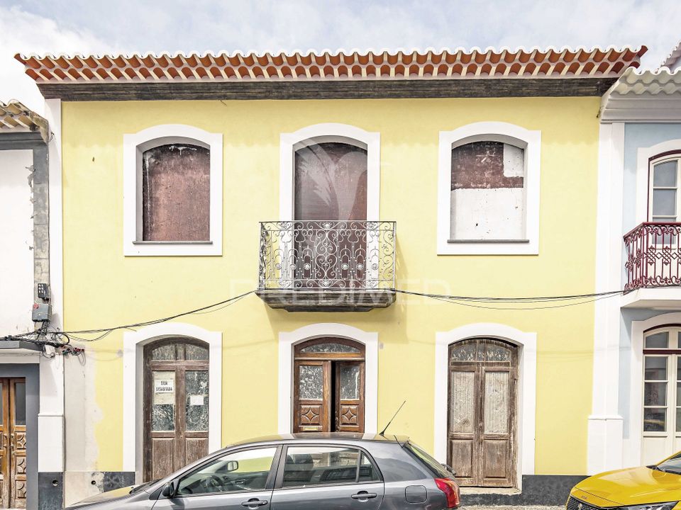 Byhus i Angra do Heroismo, Terceira - foto 1