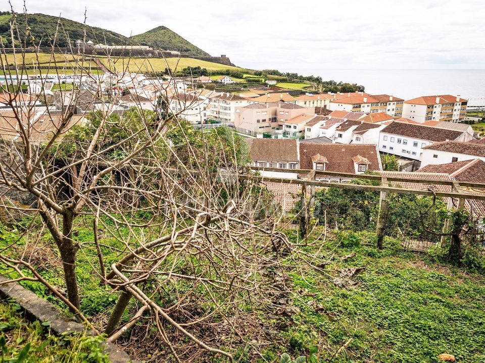 Byhus i Angra do Heroismo, Terceira - foto 2