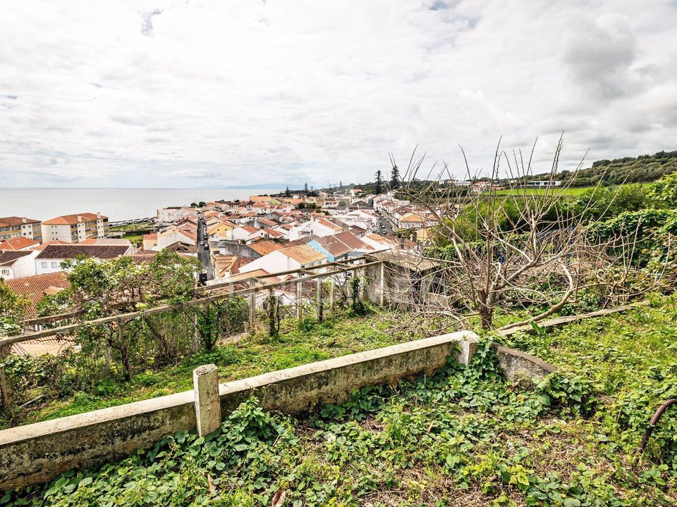 Byhus i Angra do Heroismo, Terceira - foto 5