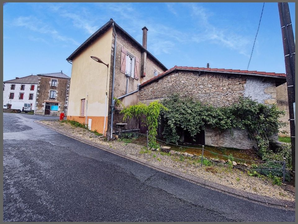 Landsbyhus i Lachaux, Puy-de-Dome - foto 2