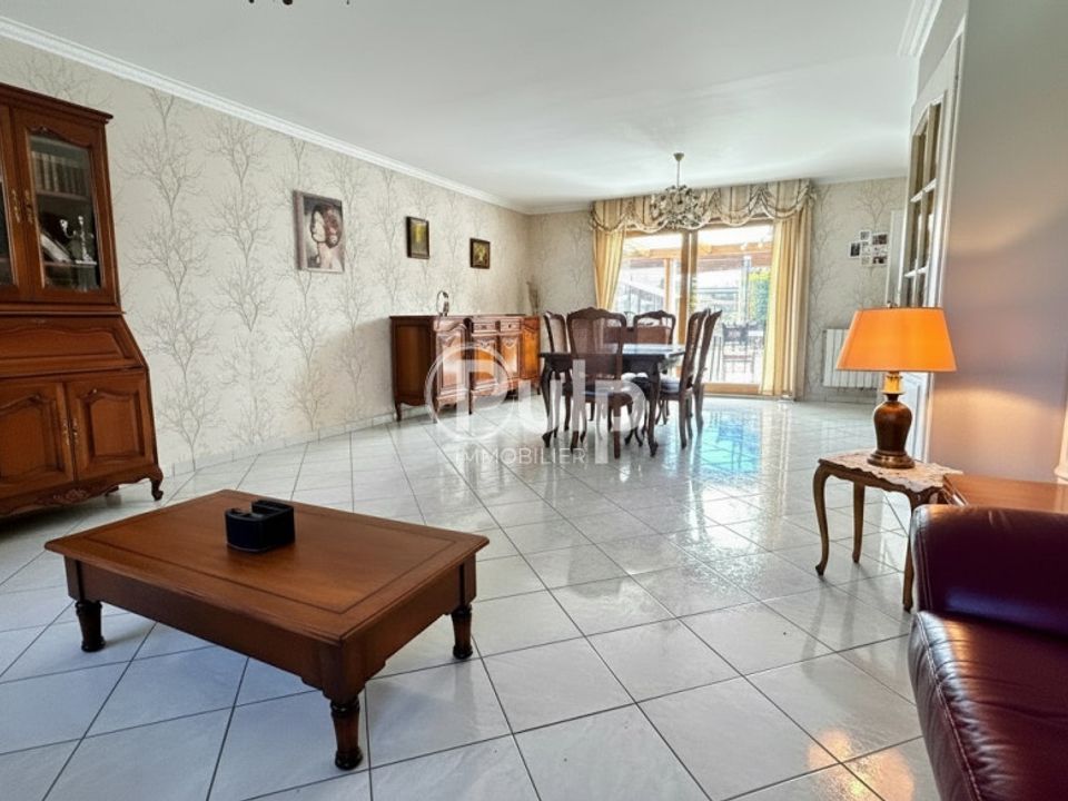 Bungalow i Dourges, Pas-de-Calais - foto 1