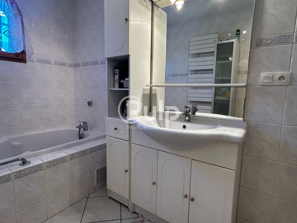 Bungalow i Dourges, Pas-de-Calais - foto 5