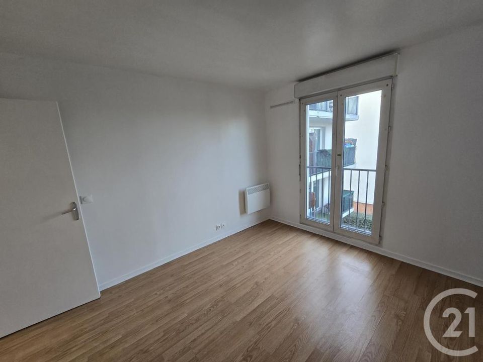 Leilighet i Saint-Denis, Seine-Saint-Denis - bilde 4