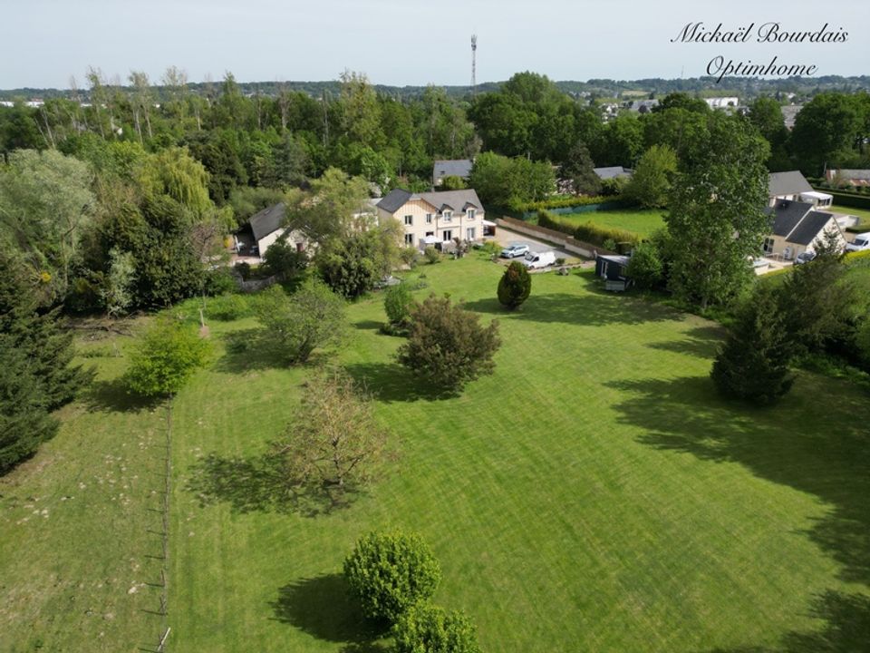 Villa in La Flèche, Sarthe - photo 1